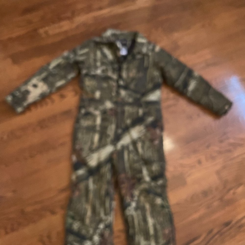 Walls Boys 1-piece camo hunting jumpsuit - boys size 12